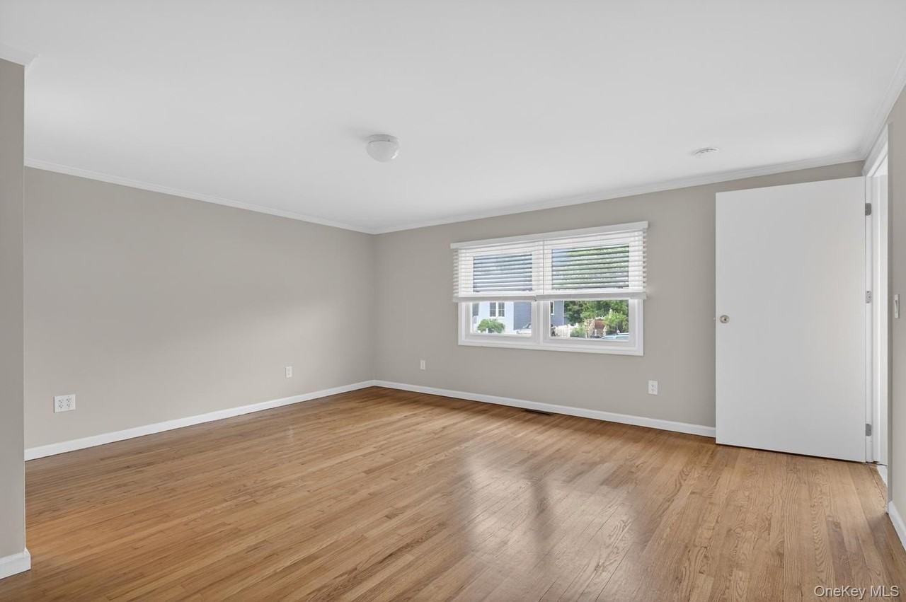 68A Graywood Rd - Photo 2 of 14