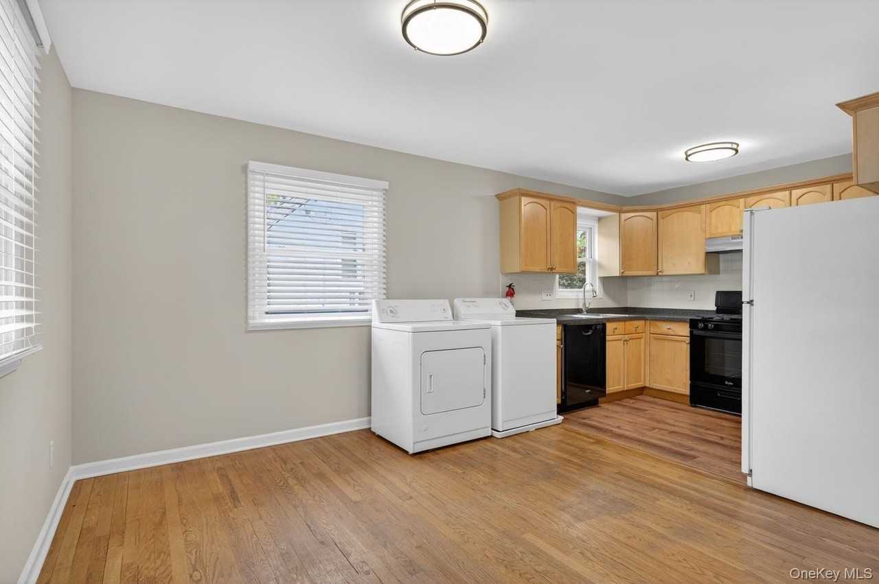 68A Graywood Rd - Photo 7 of 14