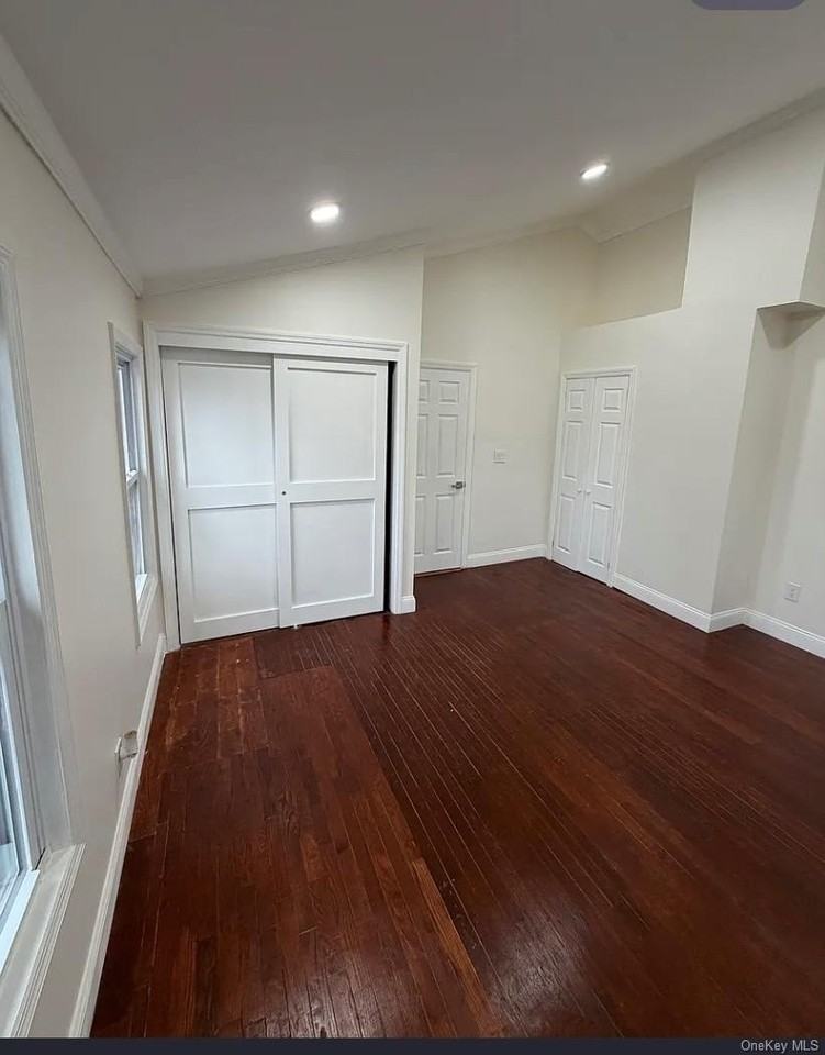 39 Jackson St #2 - Photo 3 of 9