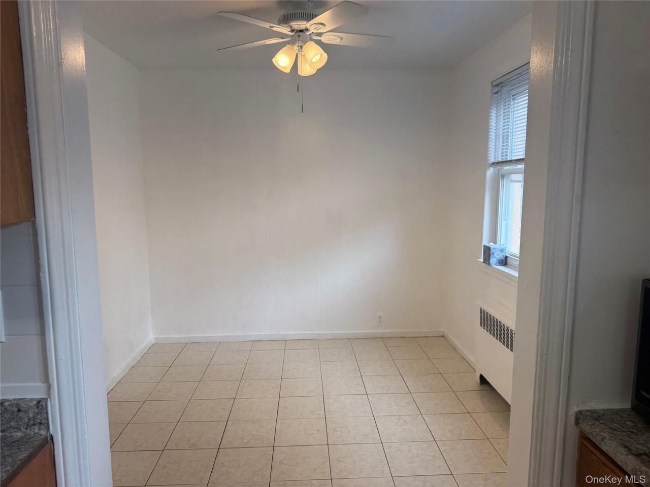646 E Park Ave - Photo 3 of 9