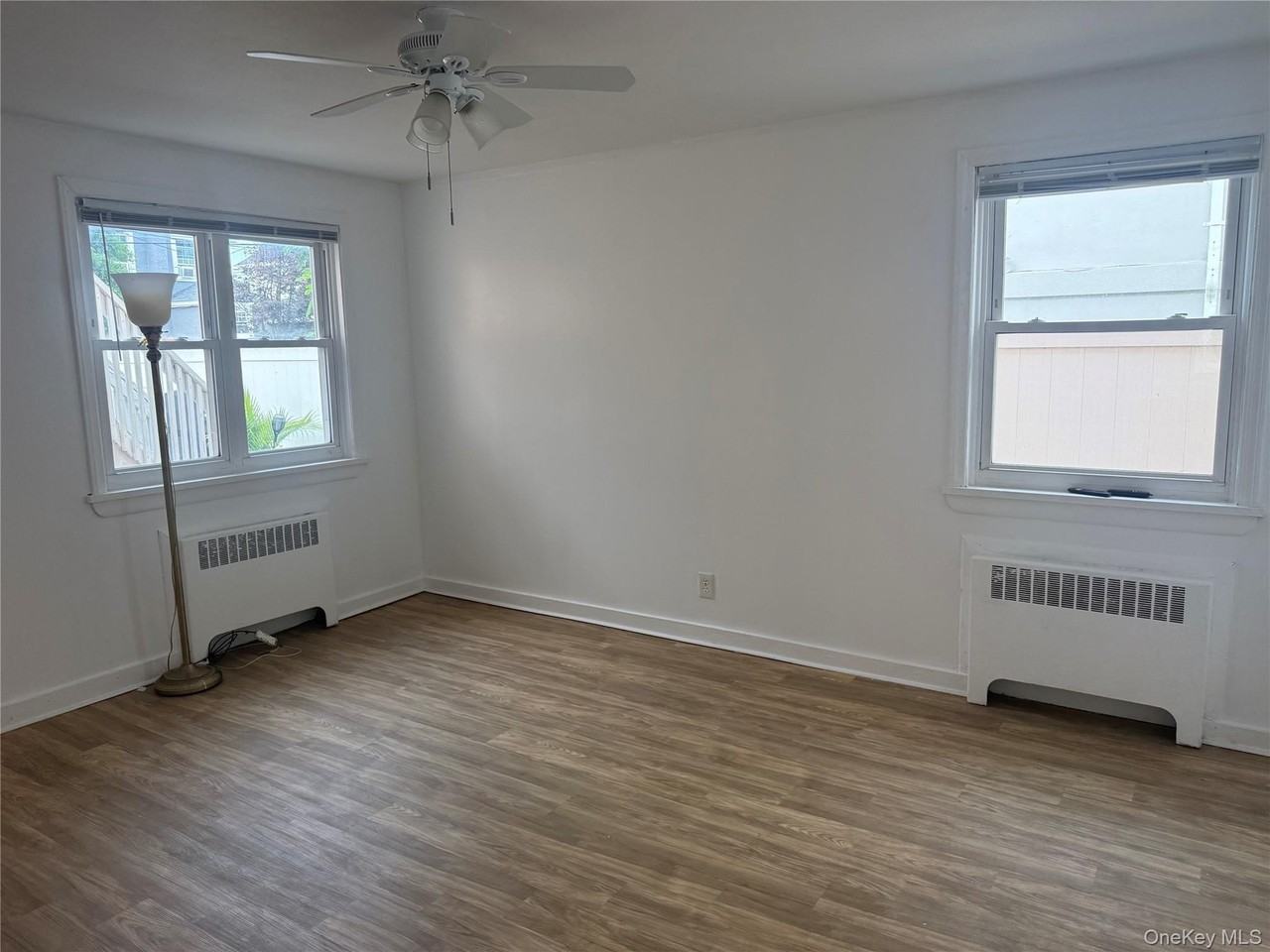 646 E Park Ave - Photo 4 of 9