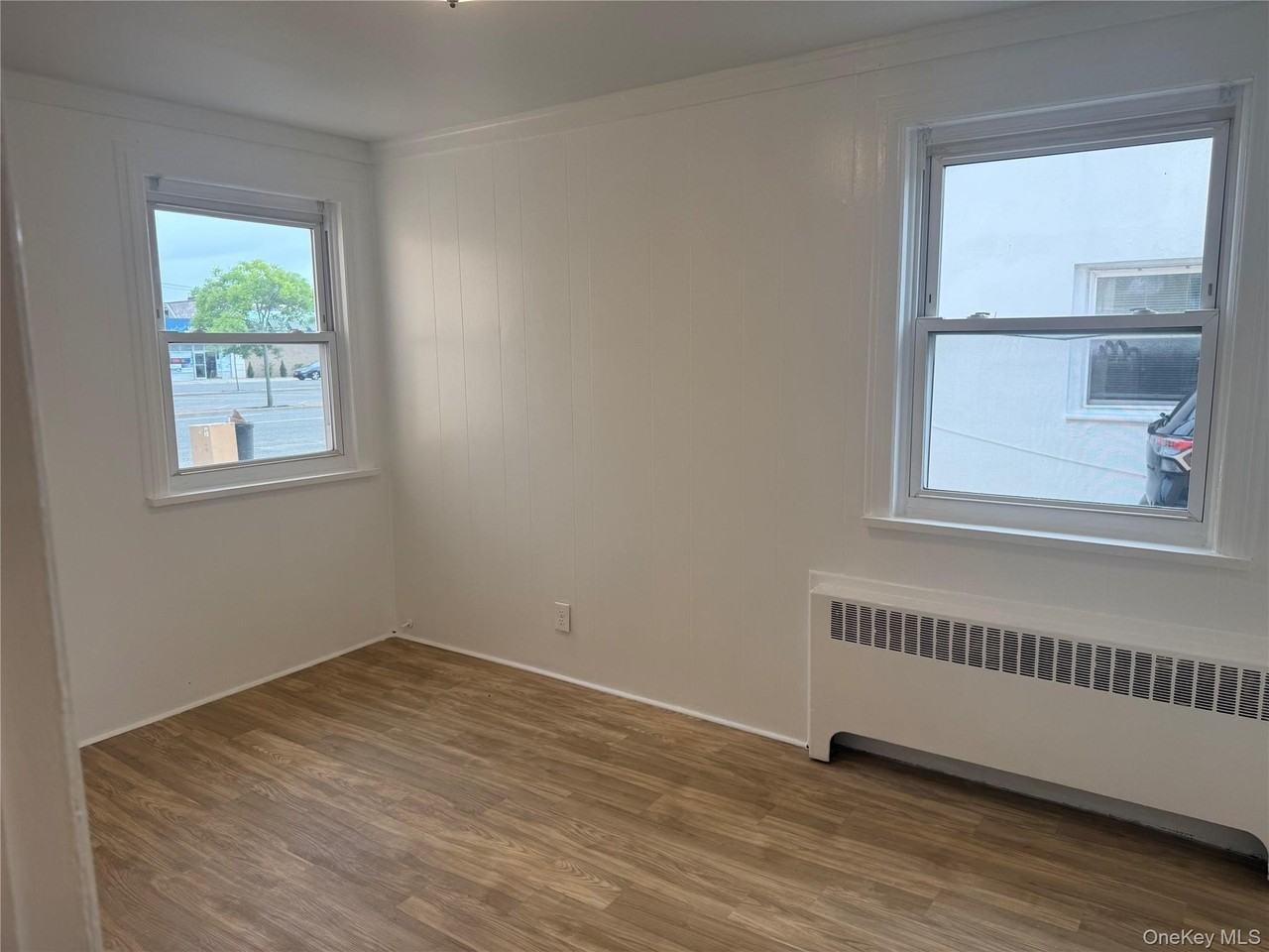 646 E Park Ave - Photo 7 of 9