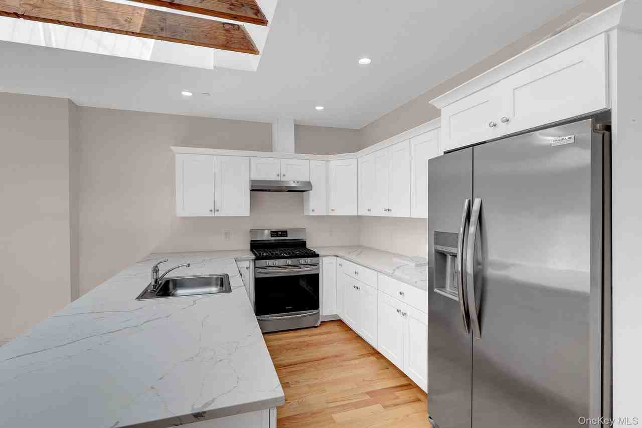 136 Rockaway Ave #201 - Photo 7 of 16