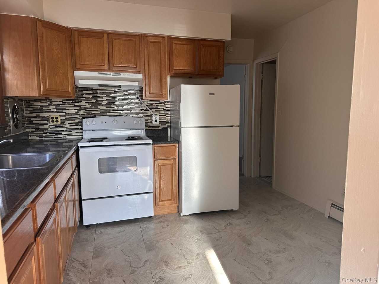 45 Benedict Ave #2 - Photo 2 of 6