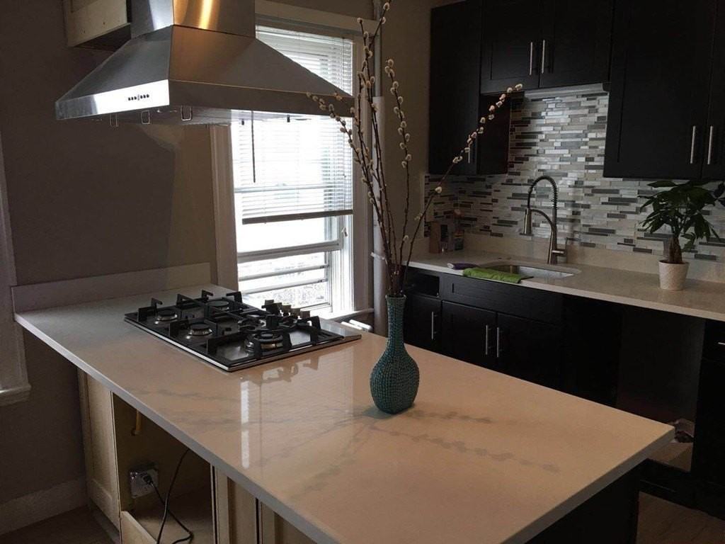 28 Blake St #1 - Photo 4 of 10