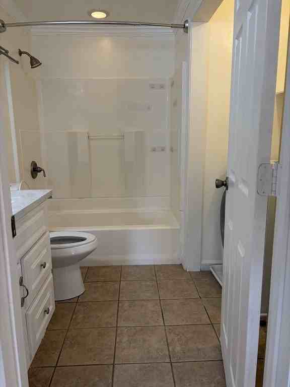 15 Longworth Ave #223 - Photo 6 of 9