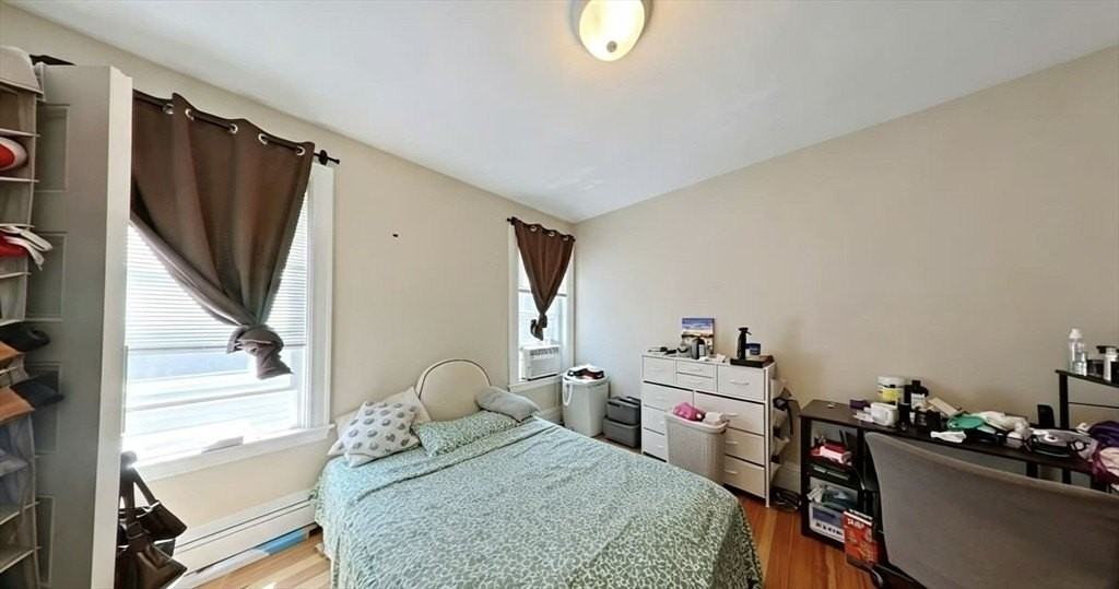 Newport St #1 - Photo 3 of 6