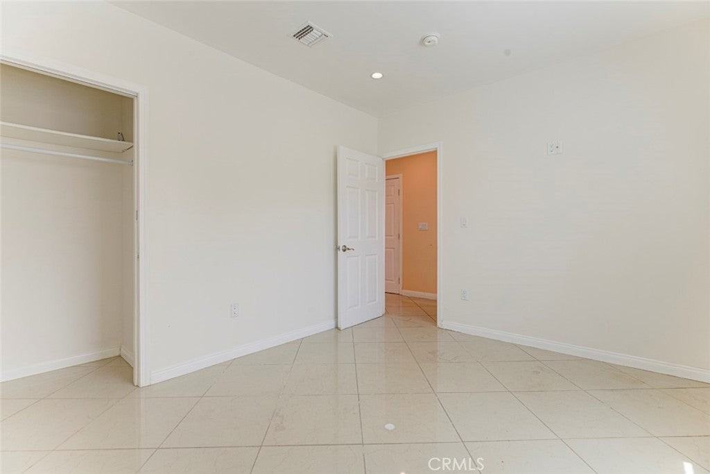7319 Valmont St - Photo 7 of 27
