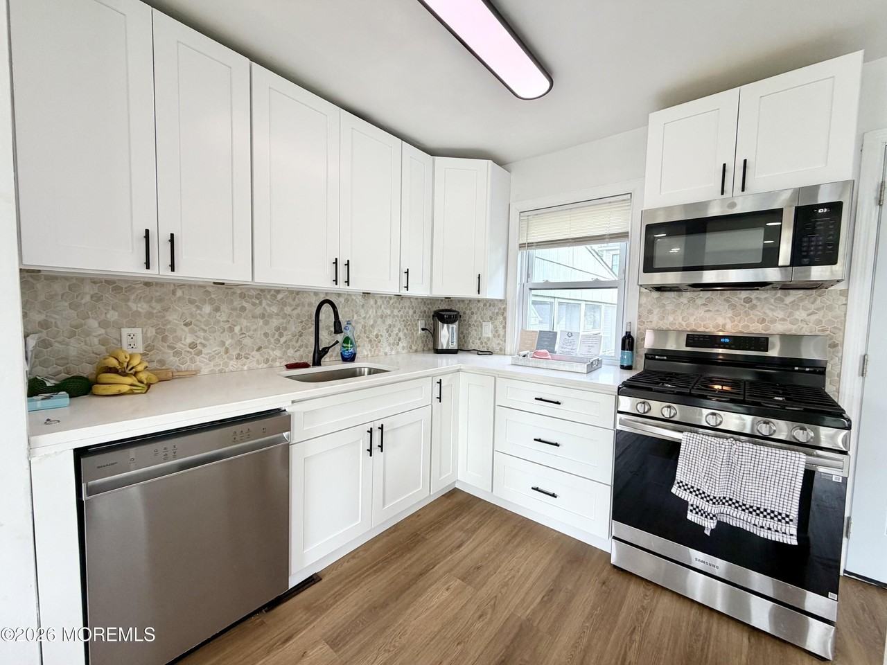 23 Campbell Ct - Photo 6 of 13