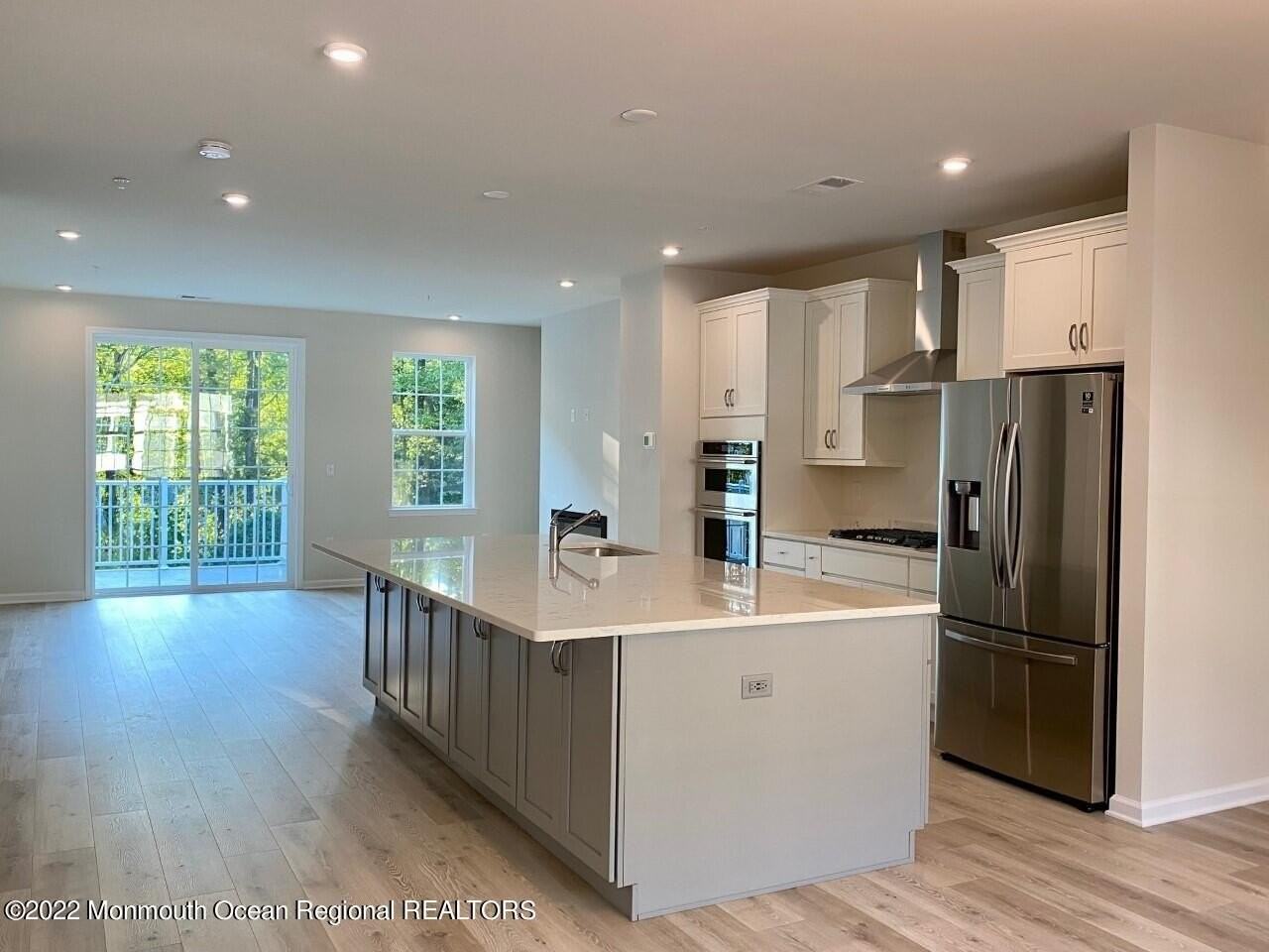 102 Arose Ln - Photo 2 of 20