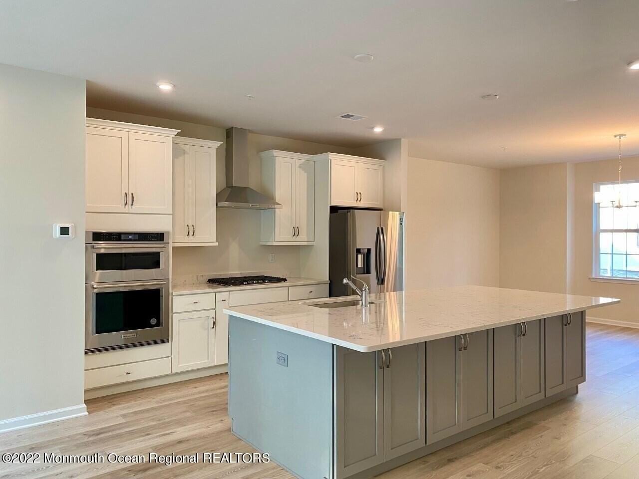 102 Arose Ln - Photo 4 of 20