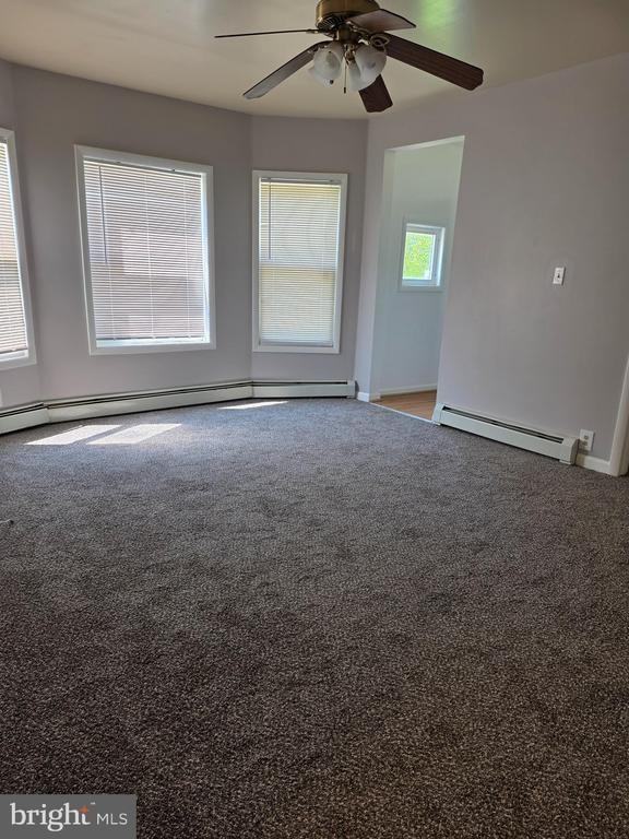 913 4th St N - Photo 3 of 8