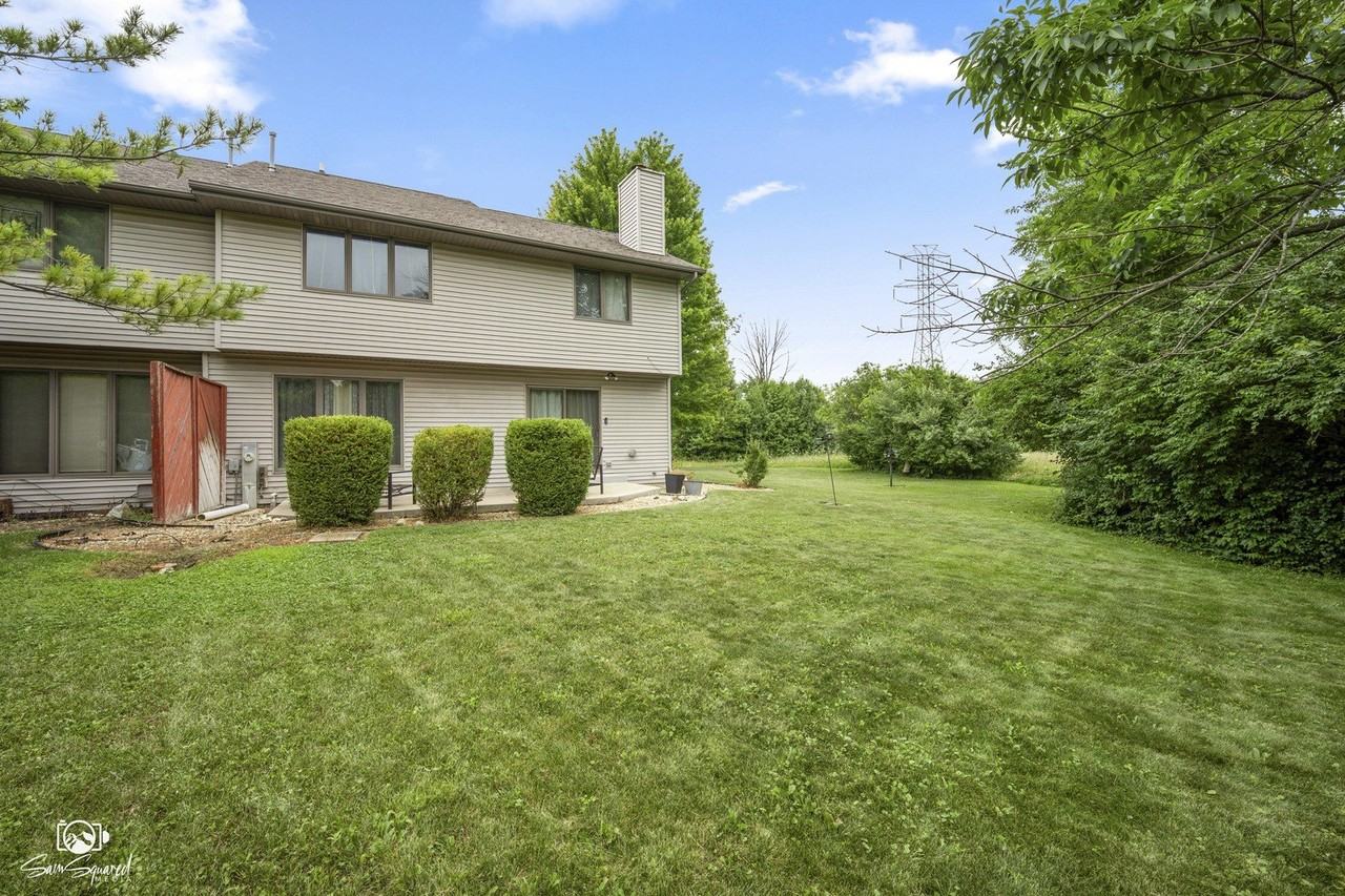 306 Grande Dr #A - Photo 3 of 23