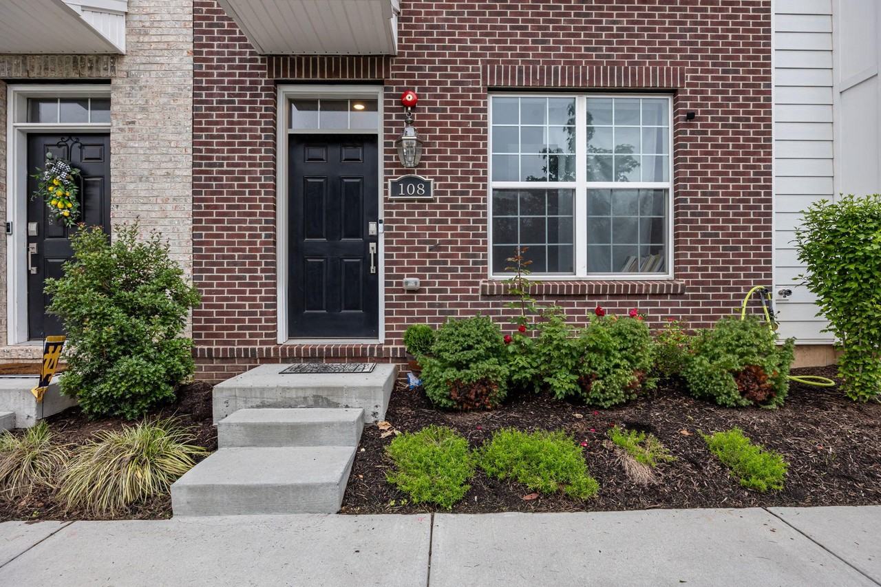 108 Annapolis St - Photo 2 of 22