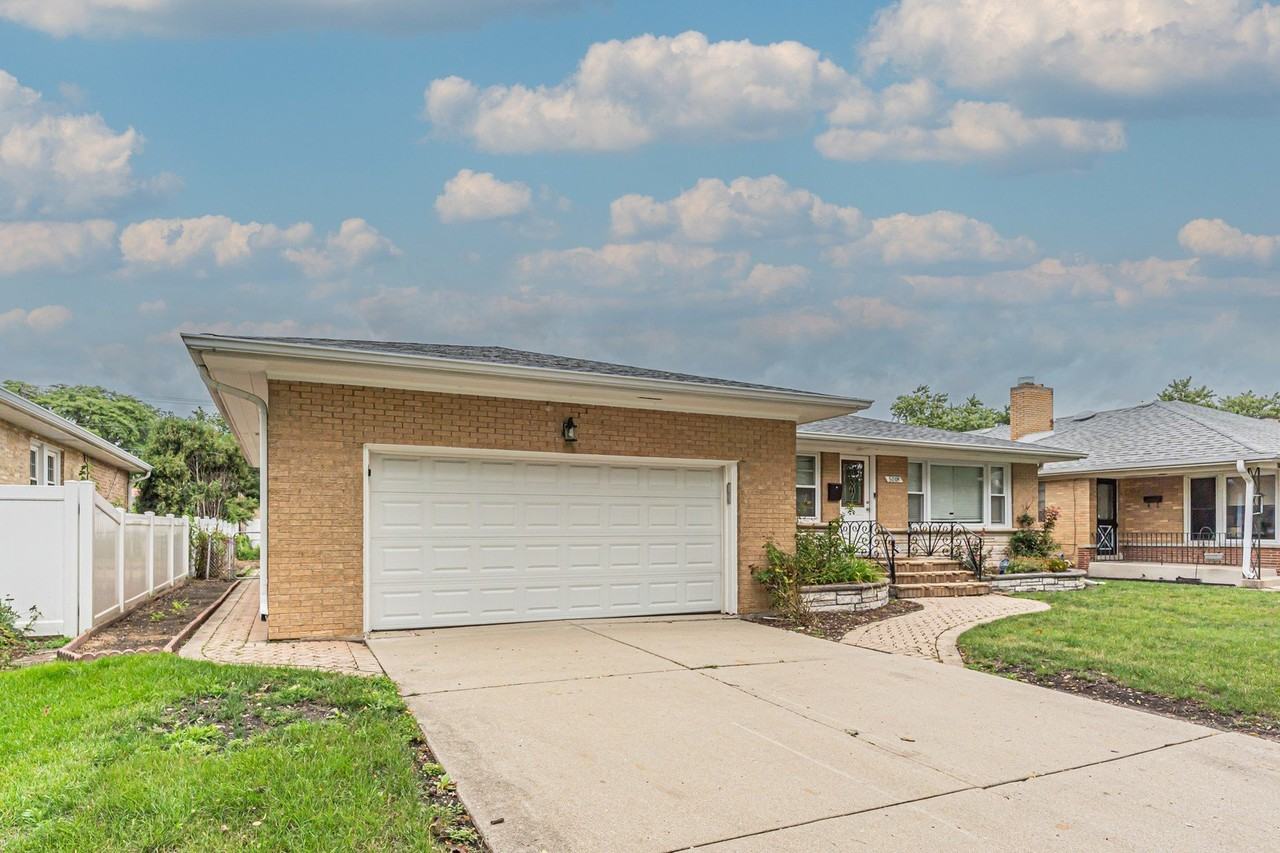 5018 Dobson St - Photo 4 of 25