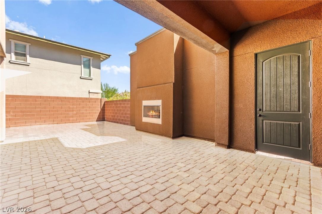 10314 Apache Blue Ave - Photo 6 of 50