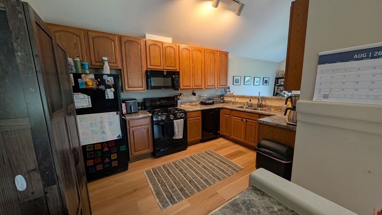 2270 Twilight Dr #2270 - Photo 5 of 10
