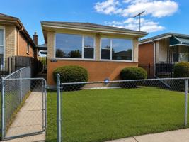 featured image of 332 W 100th St