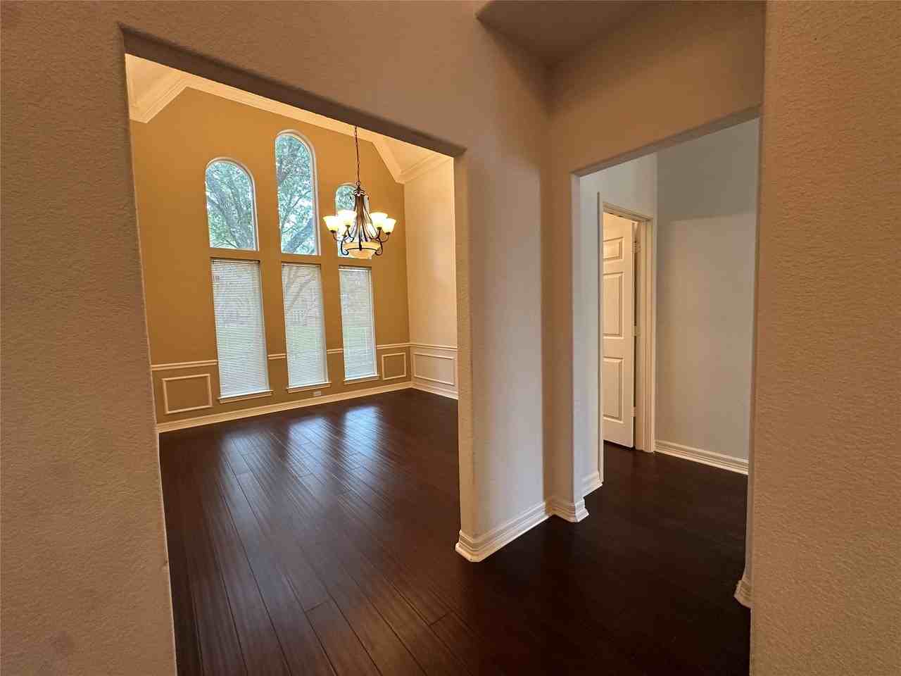 3206 Oakland Dr - Photo 7 of 45