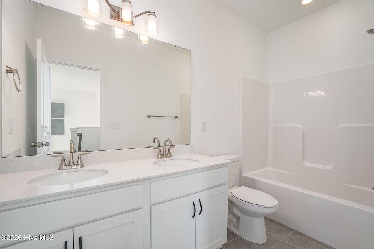 1620 King St - Photo 5 of 19