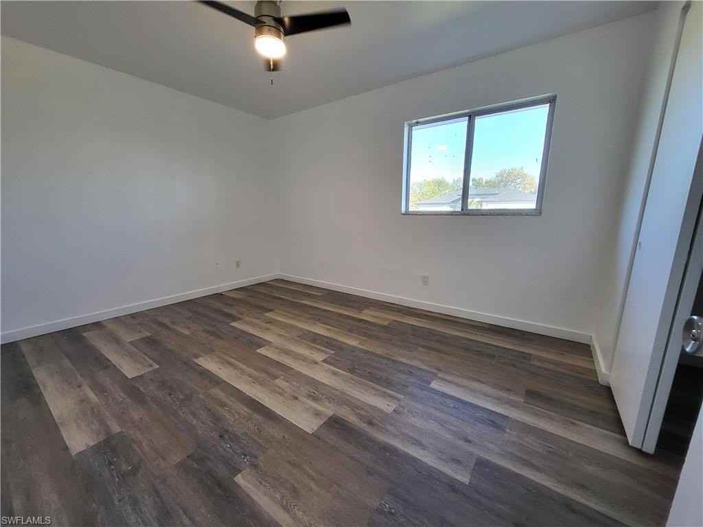 6143 Hester Ave - Photo 6 of 11