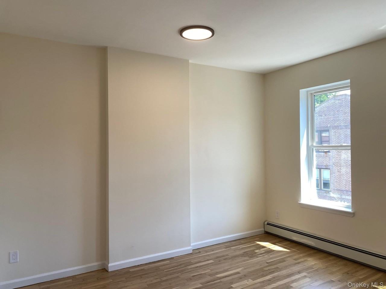 537 Warburton Ave - Photo 7 of 12