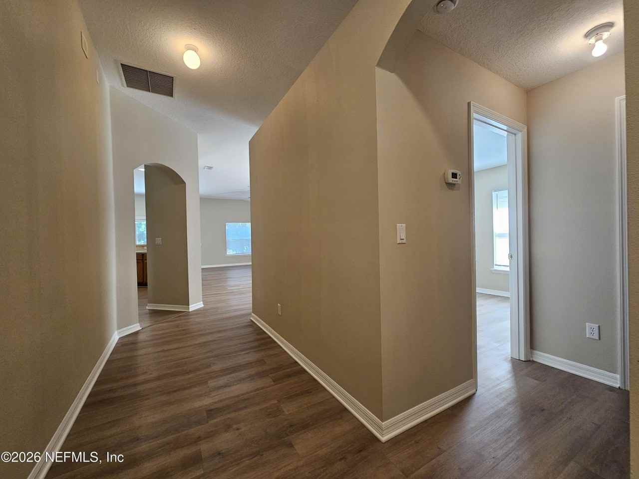 1616 Austin Ln - Photo 5 of 18