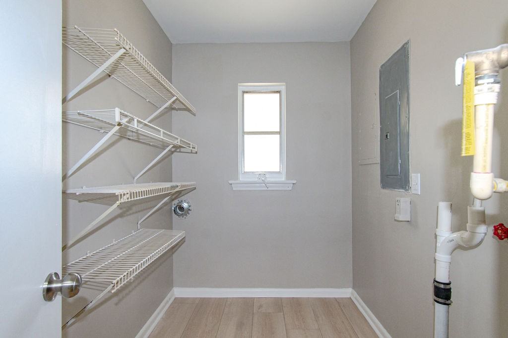 511 Pinehill Rd #1 - Photo 5 of 26