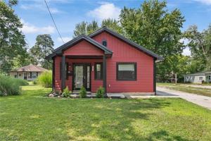 featured image of 219 N Jefferson St