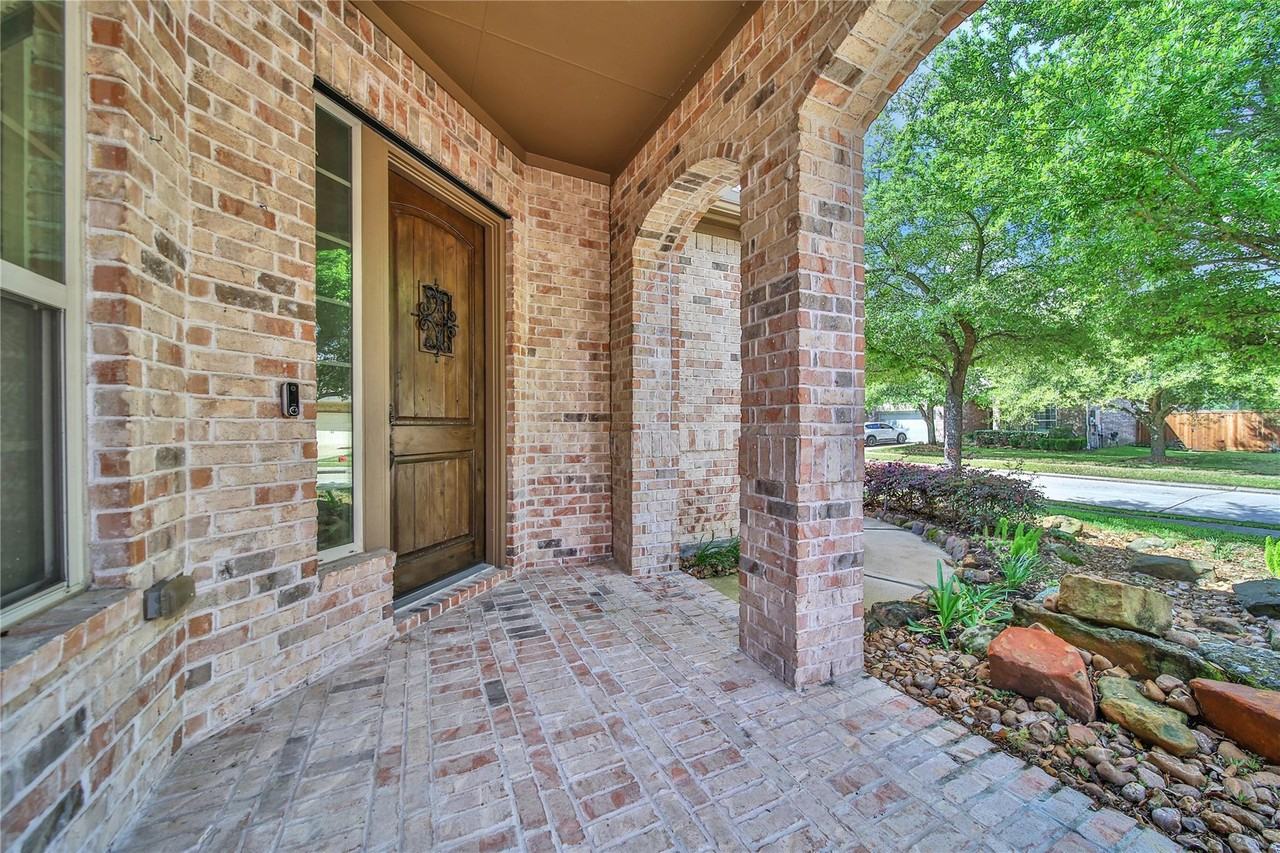 9422 Pecos Pass Ct - Photo 2 of 50