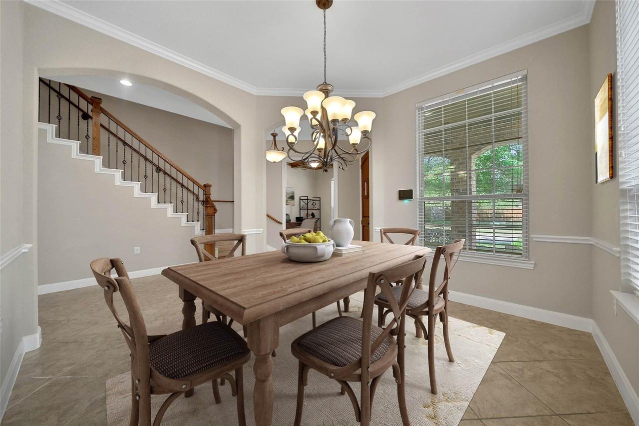 9422 Pecos Pass Ct - Photo 4 of 50