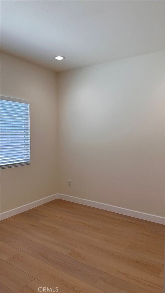 3829 Esmeralda Ave - Photo 4 of 14