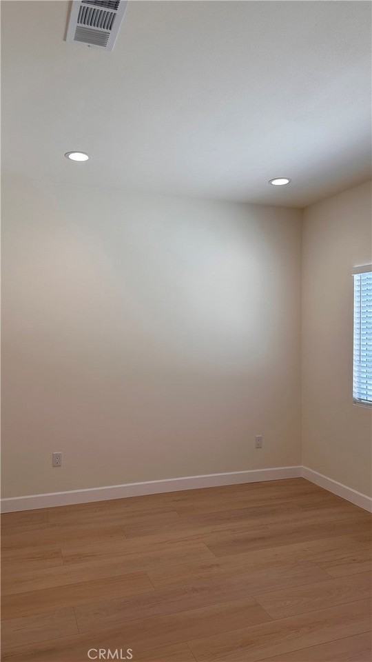 3829 Esmeralda Ave - Photo 5 of 14