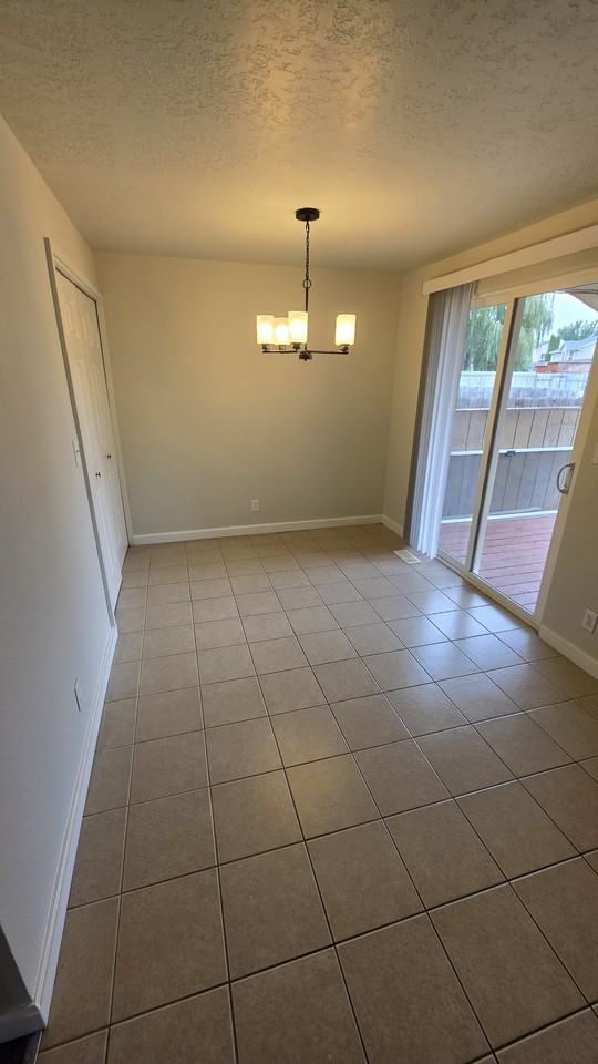 665 Brookside Ct #1 - Photo 5 of 10