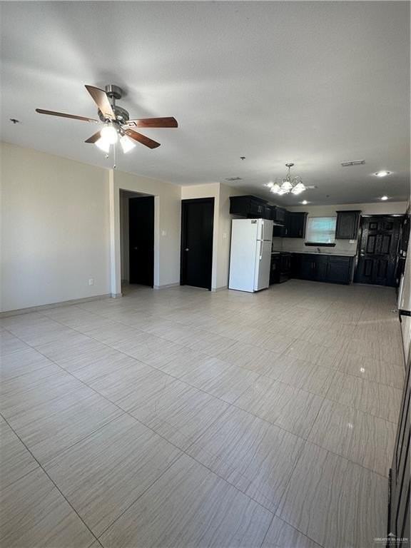 1403 W Kiwi Ave #4 - Photo 3 of 9