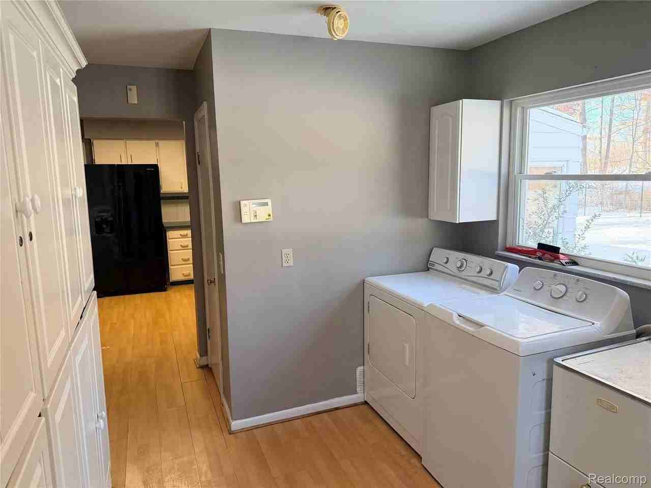 1080 W Highland Rd - Photo 6 of 31