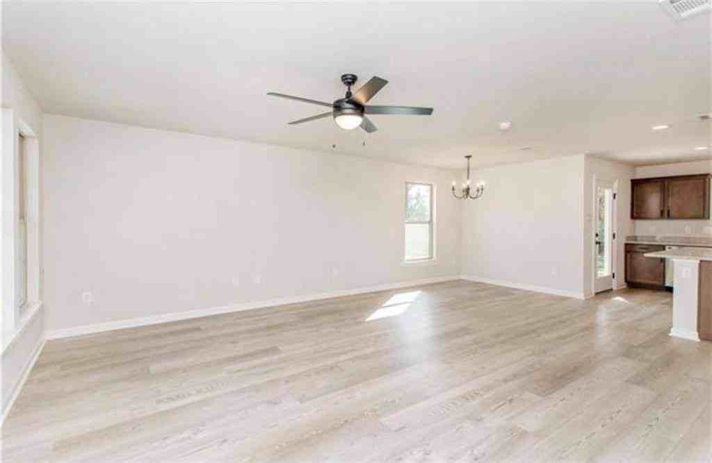 24125 John Mckigney Rd - Photo 3 of 10