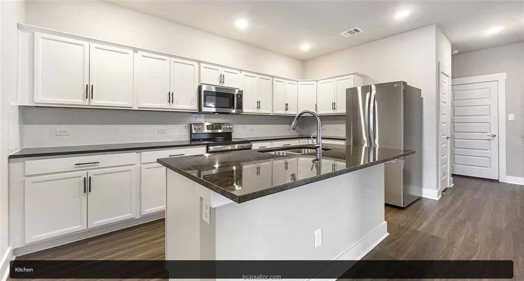 3920 Yukon Ln - Photo 3 of 15