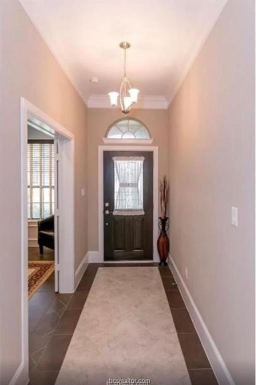 2513 Hailes Ln - Photo 3 of 20