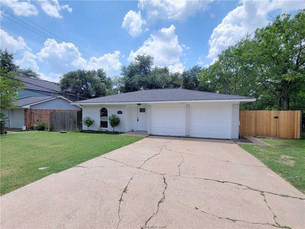 1409 Broadmoor Dr