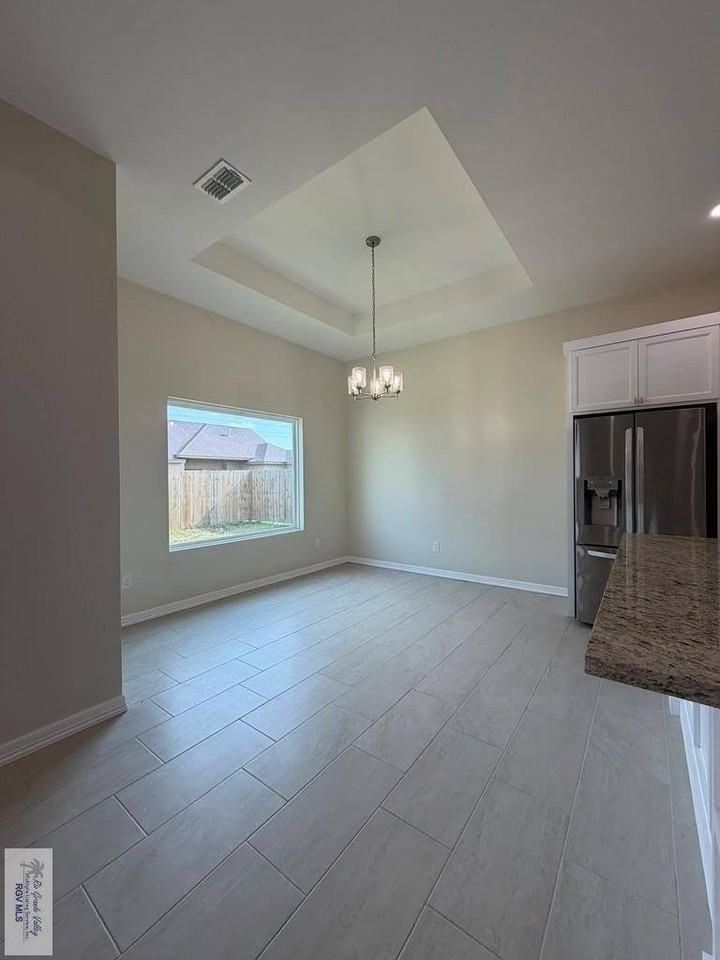 3730 Avenida Residencial - Photo 4 of 17