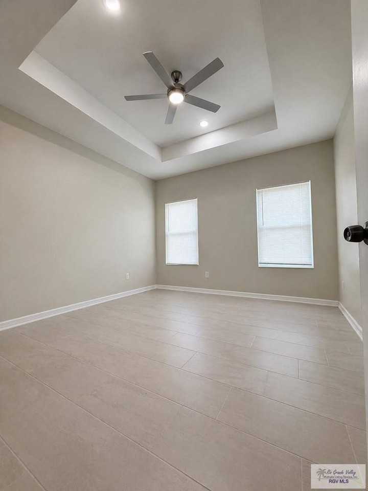 3730 Avenida Residencial - Photo 6 of 17