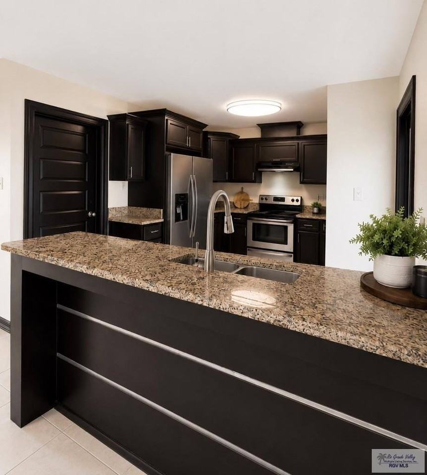 4712 Espinosa - Photo 3 of 11