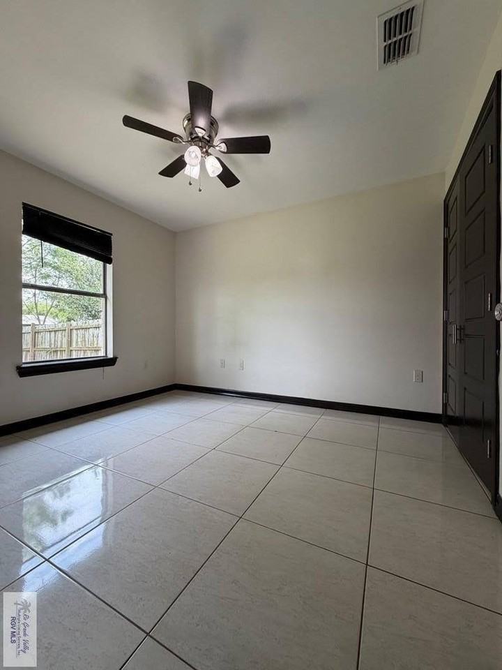 4712 Espinosa - Photo 7 of 11
