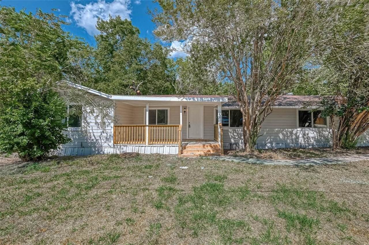 10694 Pine St - Photo 4 of 18