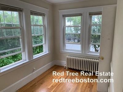 264 Foster St #1 - Photo 3 of 15