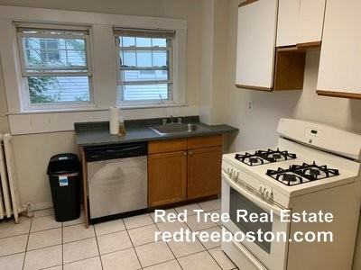 264 Foster St #1 - Photo 7 of 15