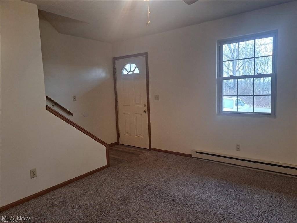 6 Sunrise Dr #E - Photo 3 of 21