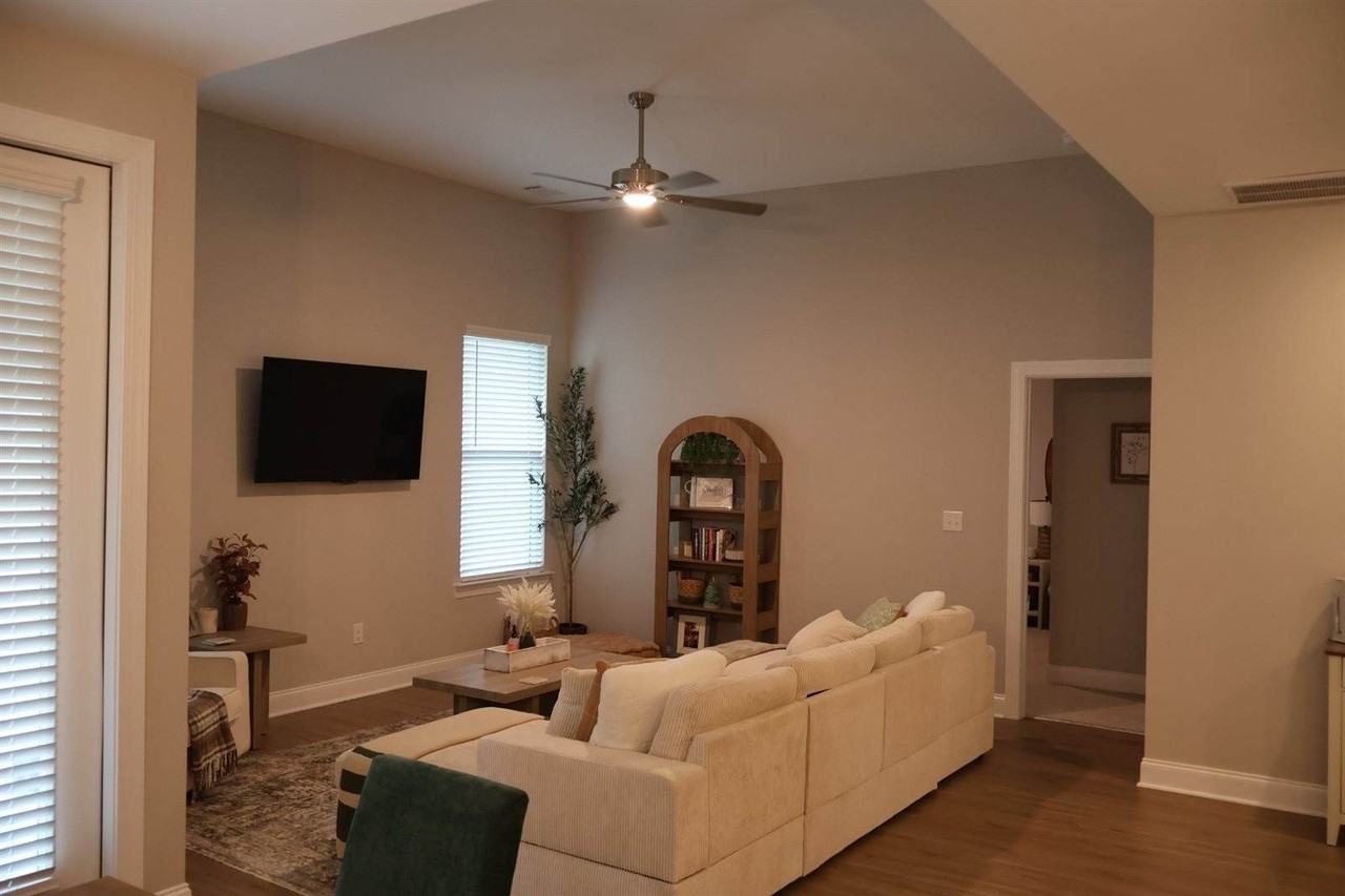 9659 Fox Gap Ln - Photo 5 of 15