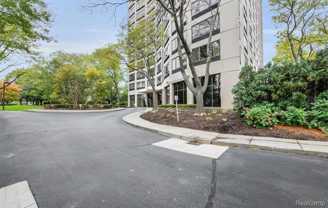 Town Ctr #607 - Photo 1 of 1